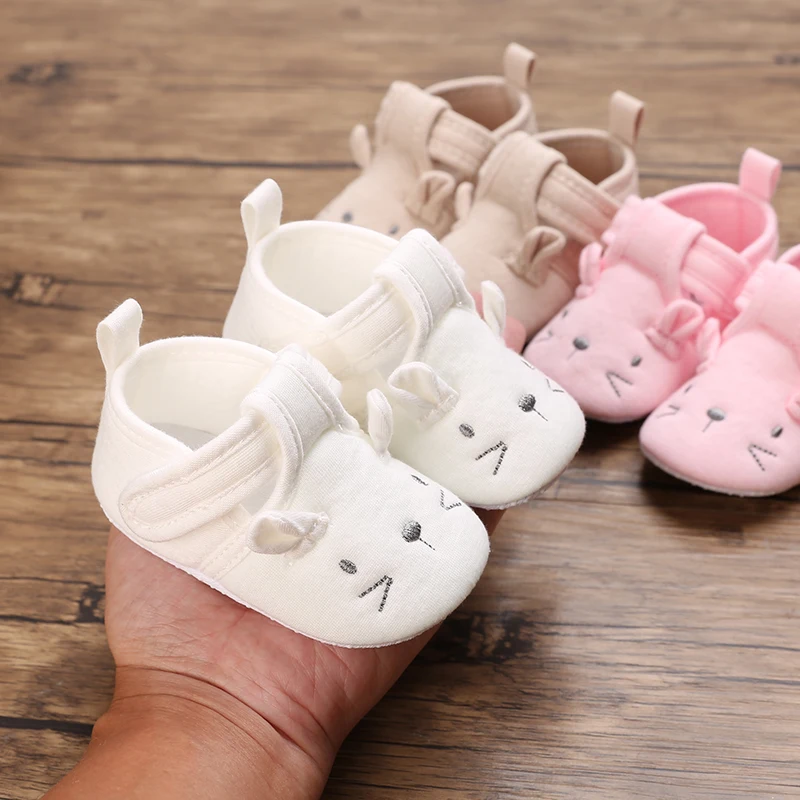 Новое поступление, обувь для новорожденных мальчиков и девочек, обувь для кроватки с животными, нескользящая мягкая подошва с мультяшными милыми теплыми животными, детская обувь