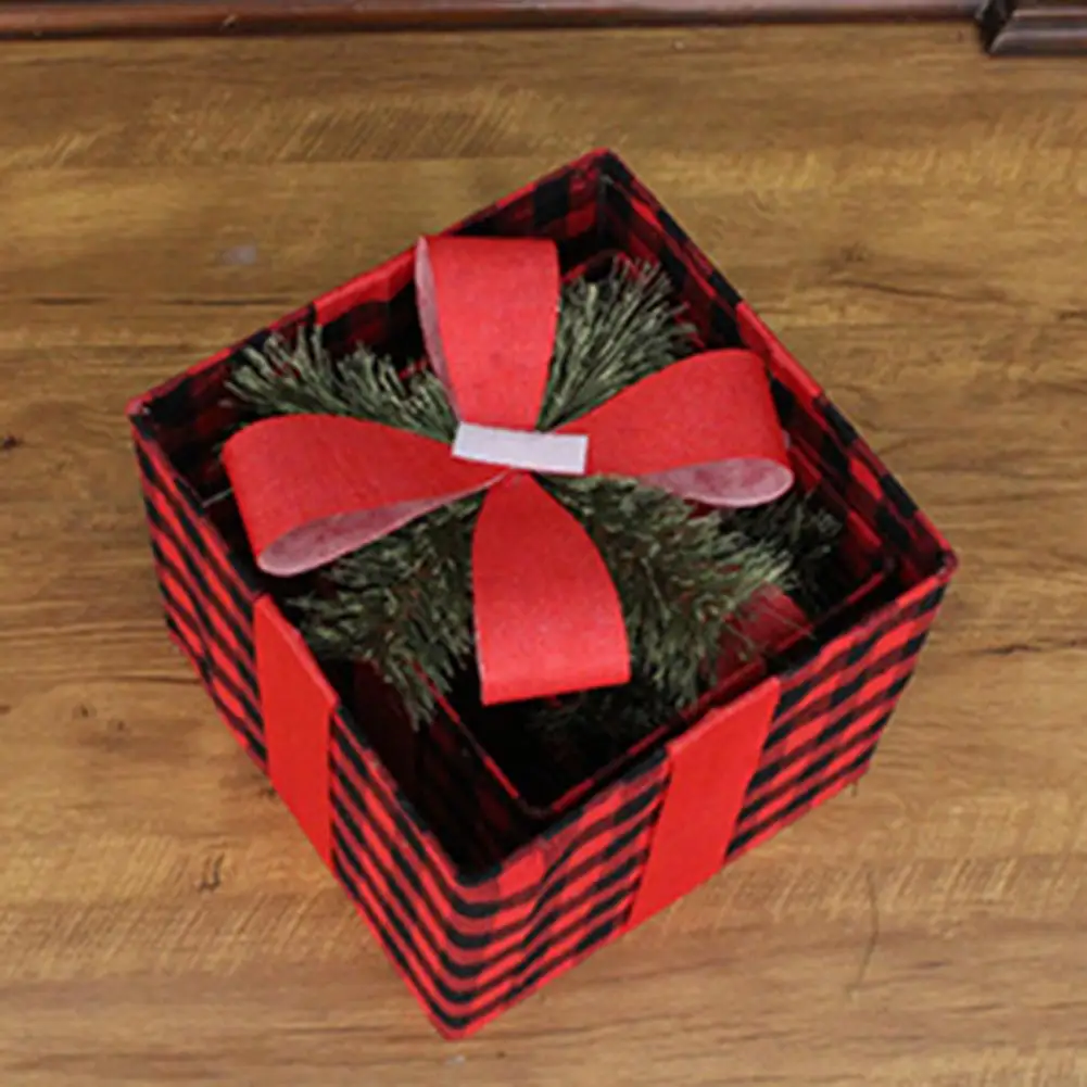 Подарочная коробка Набор украшений Рождественская подарочная коробка Набор украшений Черно-Белая клетчатая лента Бантом Сосновая шишка Иголка Праздник Рождественской елки
